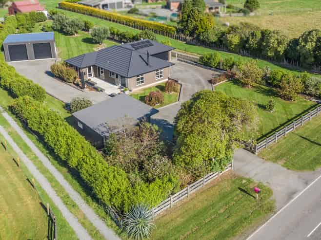 418 Tararua Road, Levin