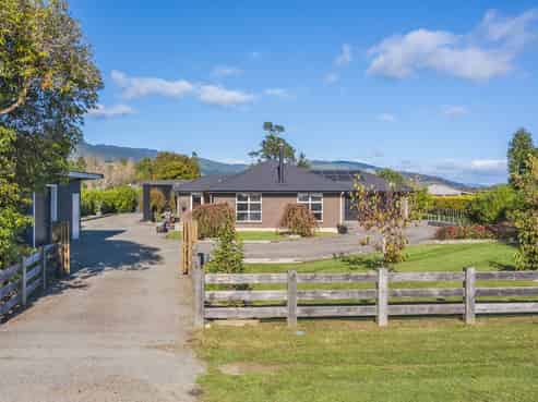 418 Tararua Road, Levin