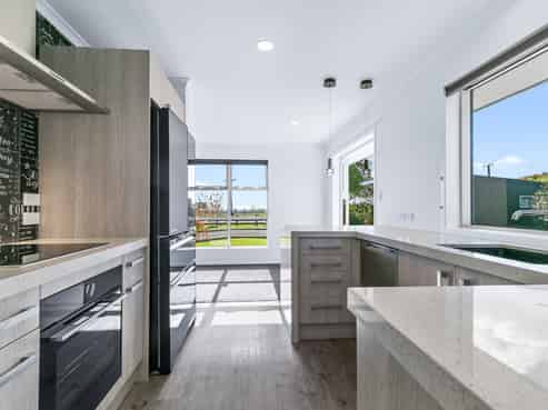 418 Tararua Road, Levin