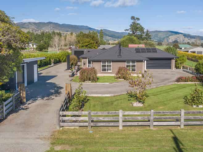 418 Tararua Road, Levin