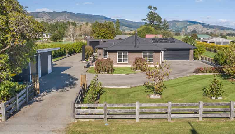 418 Tararua Road, Levin