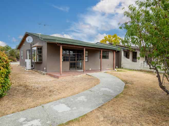 12 Ashworth Street, Alexandra