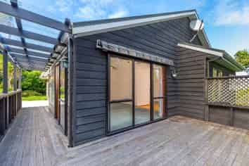 38B Heathcote Road, Castor Bay