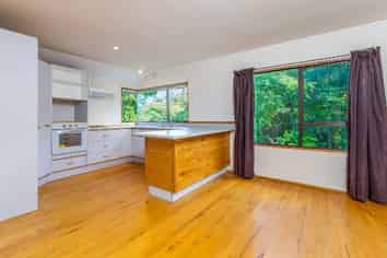 38B Heathcote Road, Castor Bay