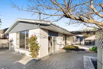 24 Sandra Street, South New Brighton