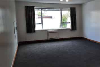 2/127 Clarence Street, Riccarton