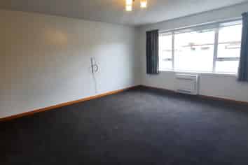 2/127 Clarence Street, Riccarton