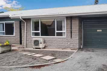 2/127 Clarence Street, Riccarton