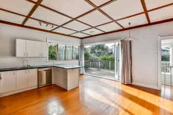 11 Warwick Street, Morningside