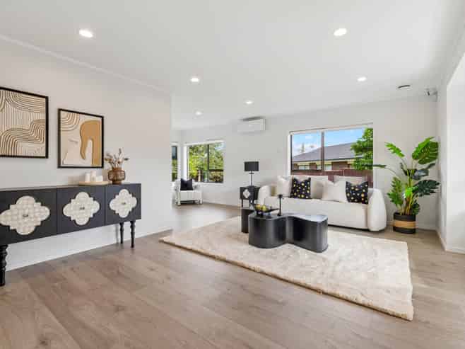 24 Cornelian Crescent, Half Moon Bay