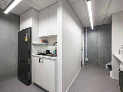 MODERN TURNKEY INDUSTRIAL UNIT
