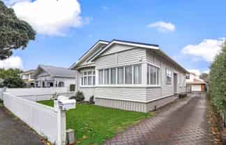 32 Rangiatea Road, Epsom