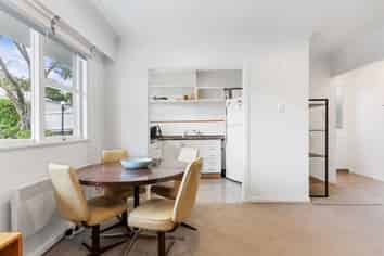10/19 Vine Street, Saint Marys Bay