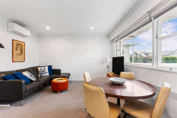 10/19 Vine Street, Saint Marys Bay