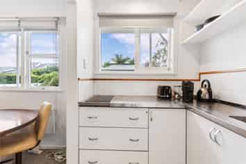 10/19 Vine Street, Saint Marys Bay