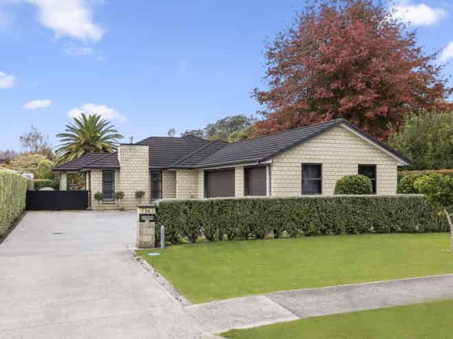14 Bronte Place, Cambridge