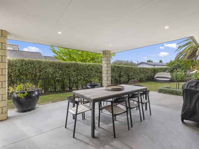 14 Bronte Place, Cambridge