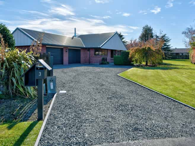 3 Raeburn Place, Gore