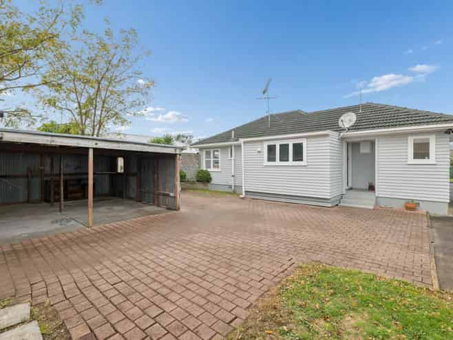 1/45 Sutton Crescent, Papakura