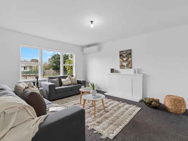 1/45 Sutton Crescent, Papakura