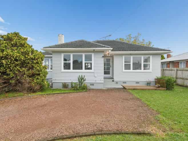1/45 Sutton Crescent, Papakura