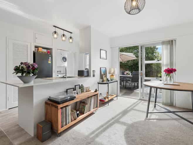 463B Great South Road, Papakura