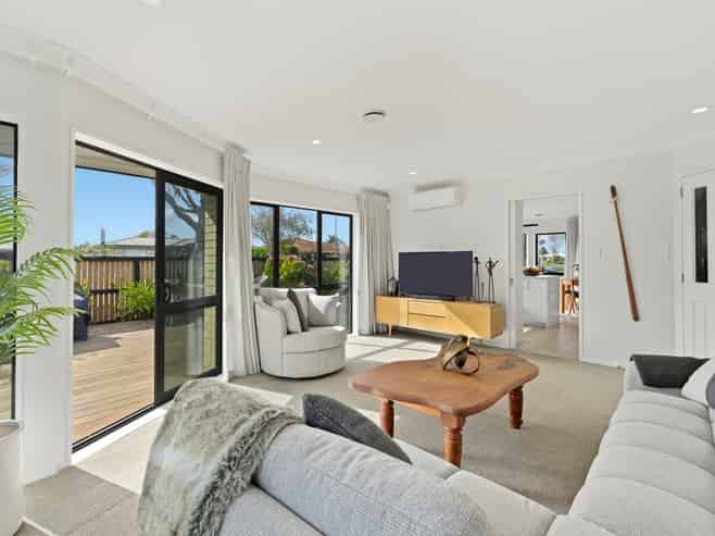 15 Ngahere Street, Otumoetai