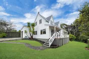 34 Anne McLean Drive, Bayview