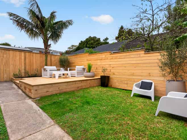 2/1 Ngaio Street, Takapuna