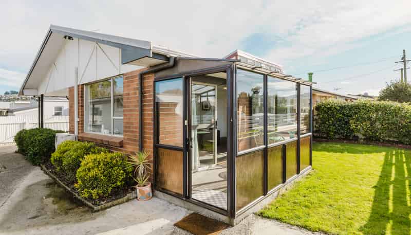 44 Bird Street, Saint Kilda