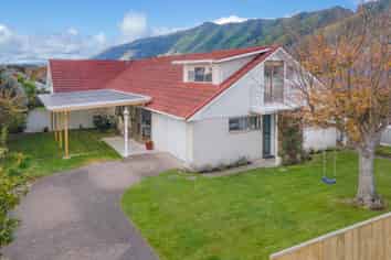 41 Belvedere Avenue, Waikanae