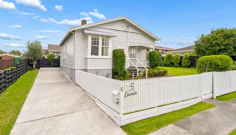 5 Karaka Street, New Lynn