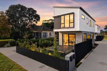 46A Range View Road, Mount Albert