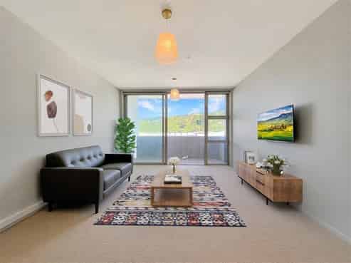303/2 Campbell Terrace, Petone