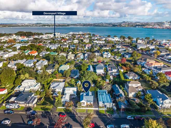 29 Hastings Parade, Devonport