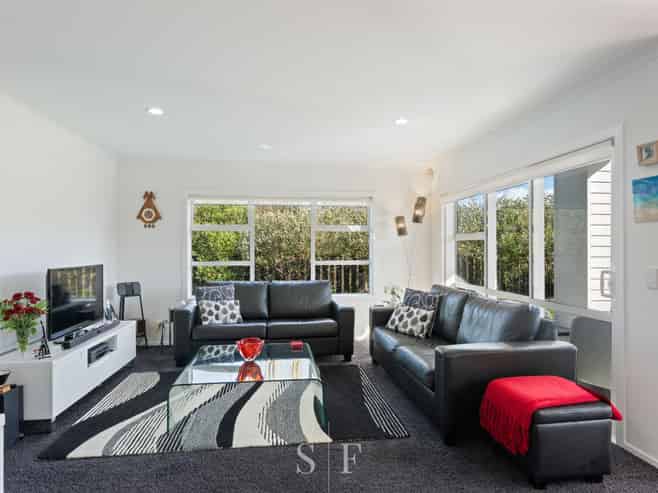 12 Matuhi Street, WAIKANAE