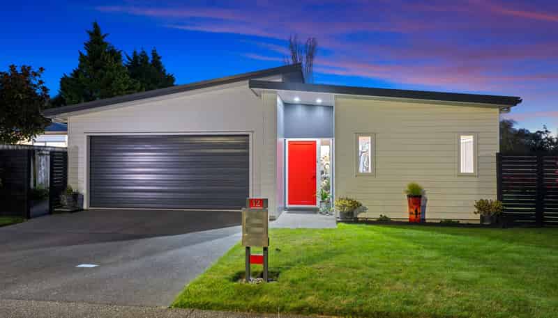 12 Matuhi Street, WAIKANAE