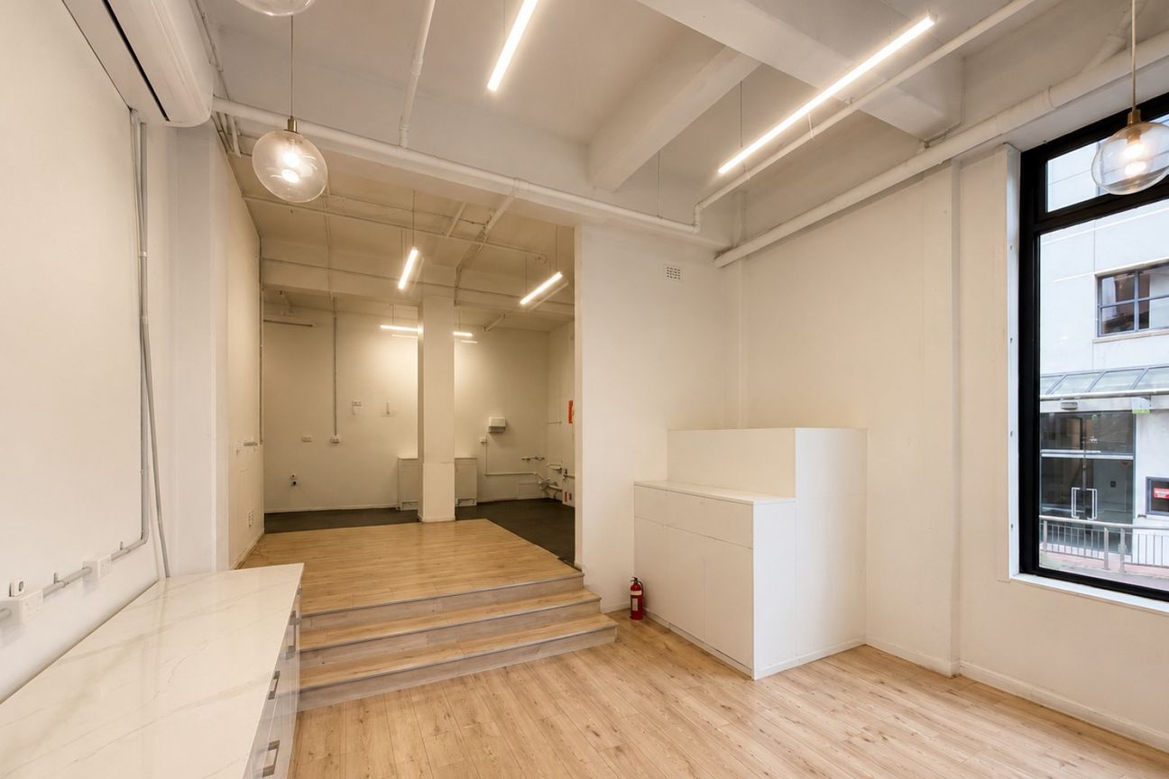 Prime Retail on Boadway | 89 sqm - Aanzicht 2