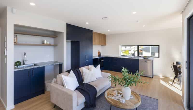 1/100 Staveley Street, Avonhead