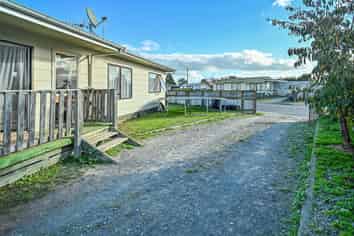 1/2 Arklow Place, Flaxmere