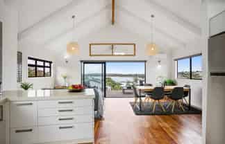 55 Ardern Avenue, Stanmore Bay