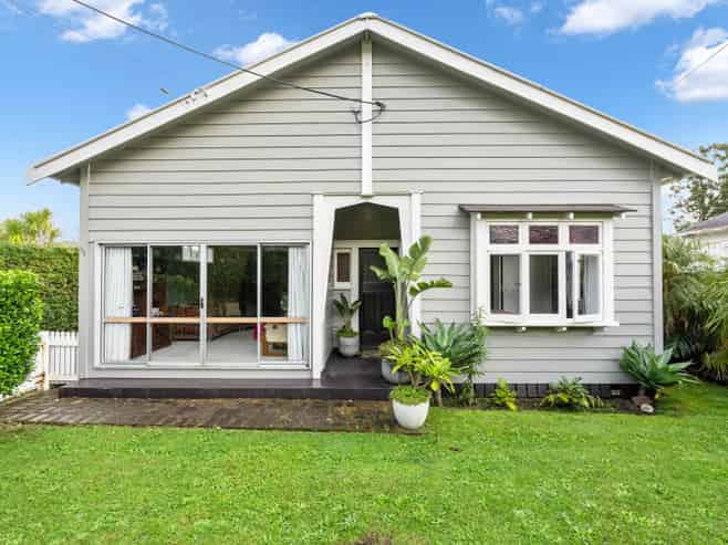 93 Hatea Drive, Regent