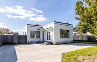 908B Outram Road, Akina