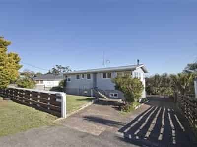 478 Don Buck Road, Massey