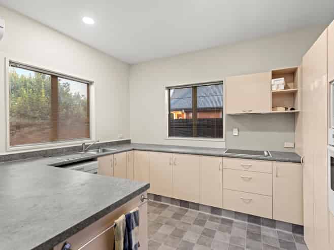 1/366 Greers Road, Bishopdale