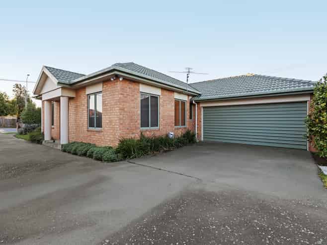 1/366 Greers Road, Bishopdale