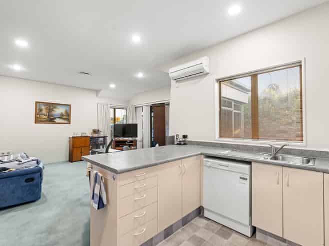 1/366 Greers Road, Bishopdale