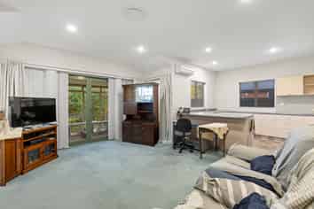 1/366 Greers Road, Bishopdale