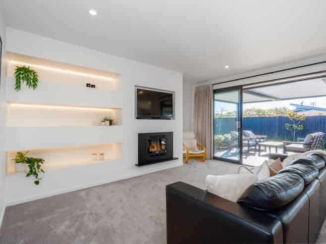 11 Minorca Lane, Burwood