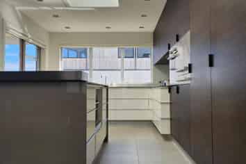 7 Pitcairn Street, Oakura